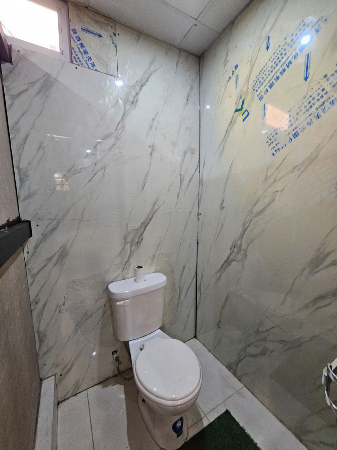 Estudio, varias habitaciones, terraza, vistas a la ciudad | Baño