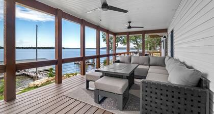 Sunset Cottage on Grand: Waterfront Views - Dock - Fire Pit - Boat Parking