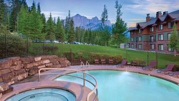 Indoor pool, outdoor pool