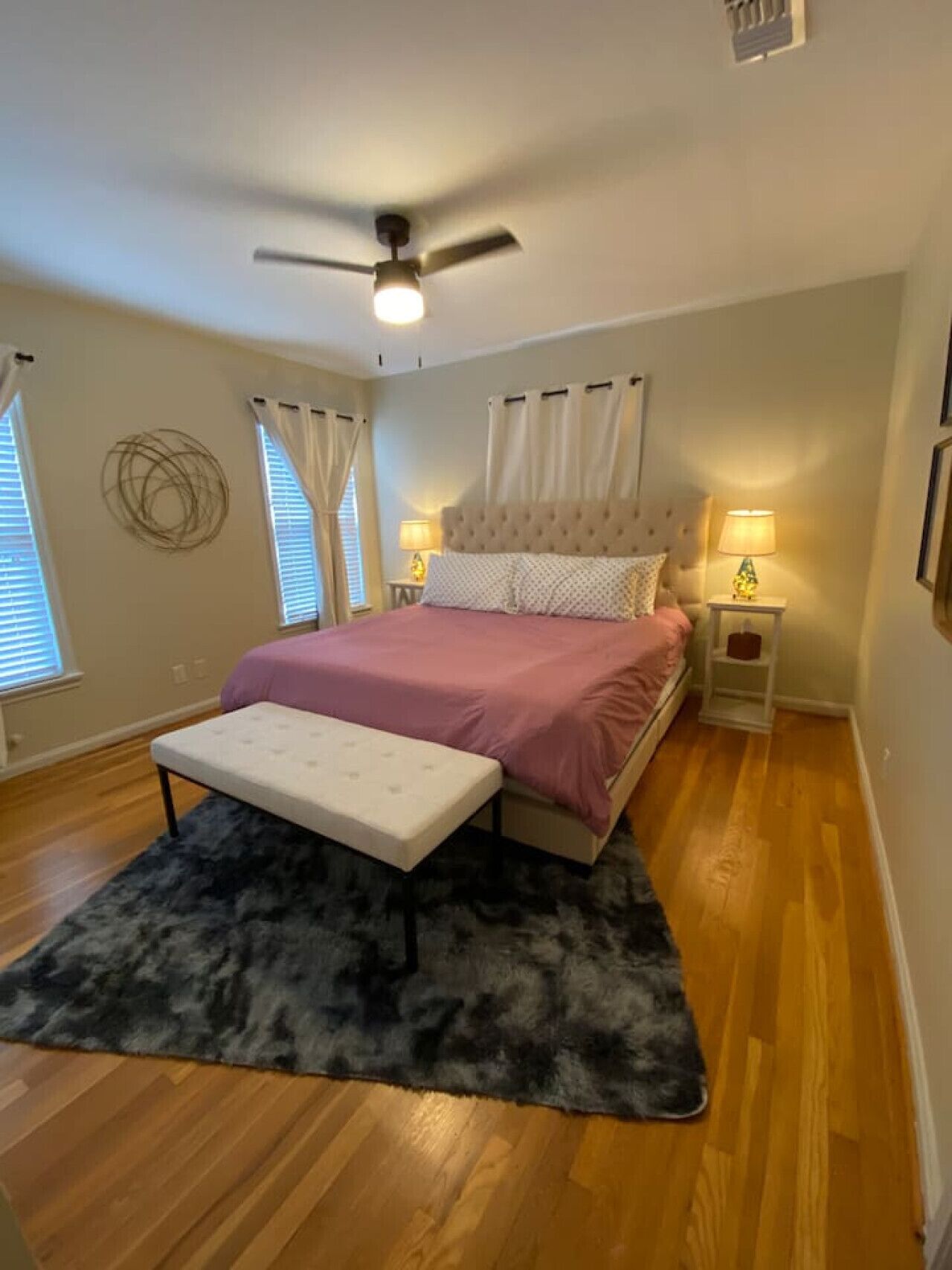 3 bedrooms, iron/ironing board, travel crib, free WiFi