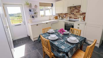 Fridge, microwave, dishwasher, toaster
