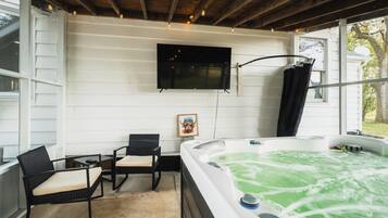 Tina de hidromasaje interior