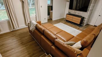 Smart TV, video games, DVD player, stereo