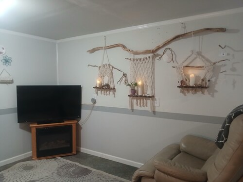  Welcomed to this peaceful 1-bedroom sleeps 4 cabin. This property is for sale.
