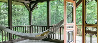 Serene 3-bedroom farmhouse in Willow