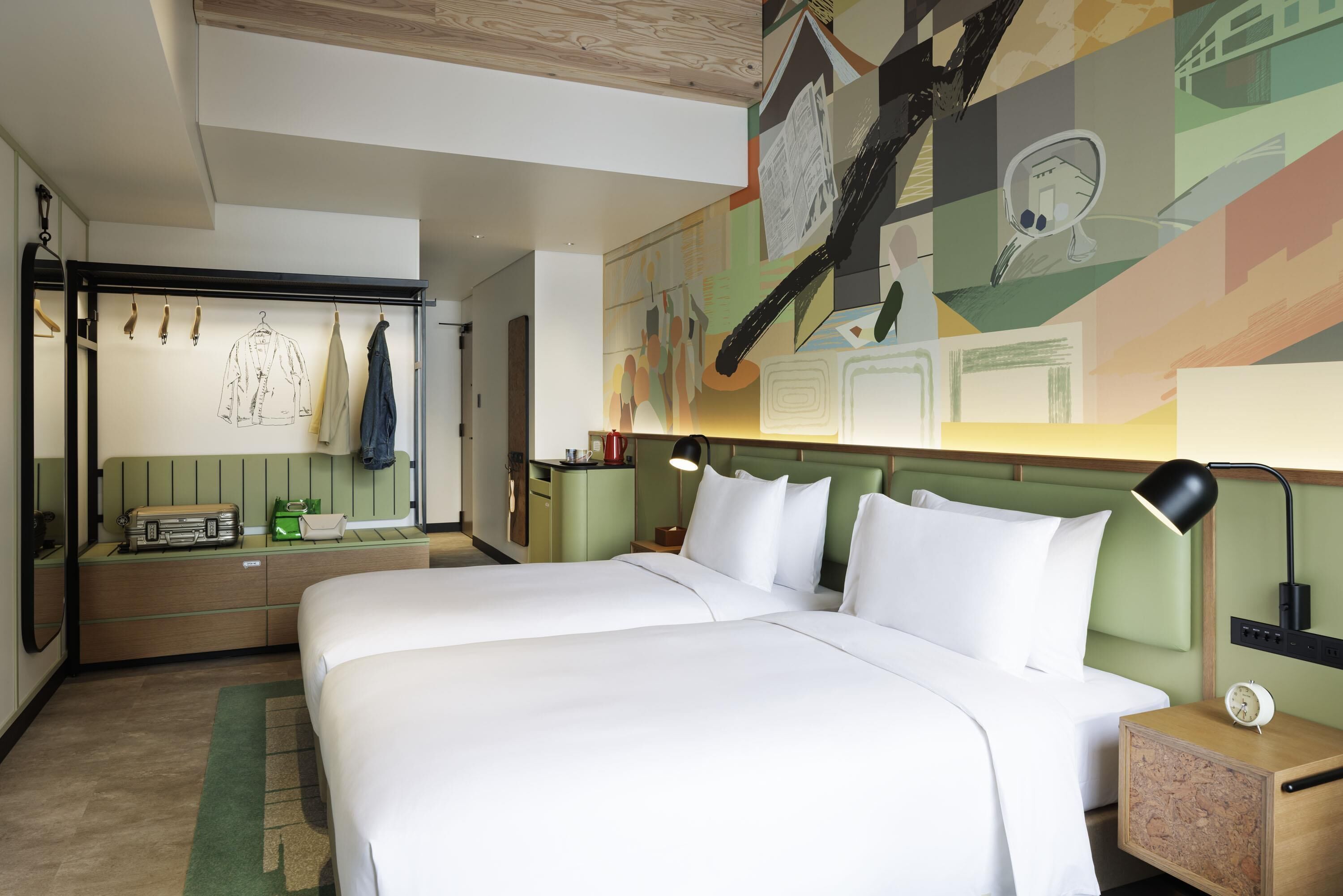 Deluxe Room, 2 Single Beds | In-room safe, blackout curtains, iron/ironing board, free WiFi