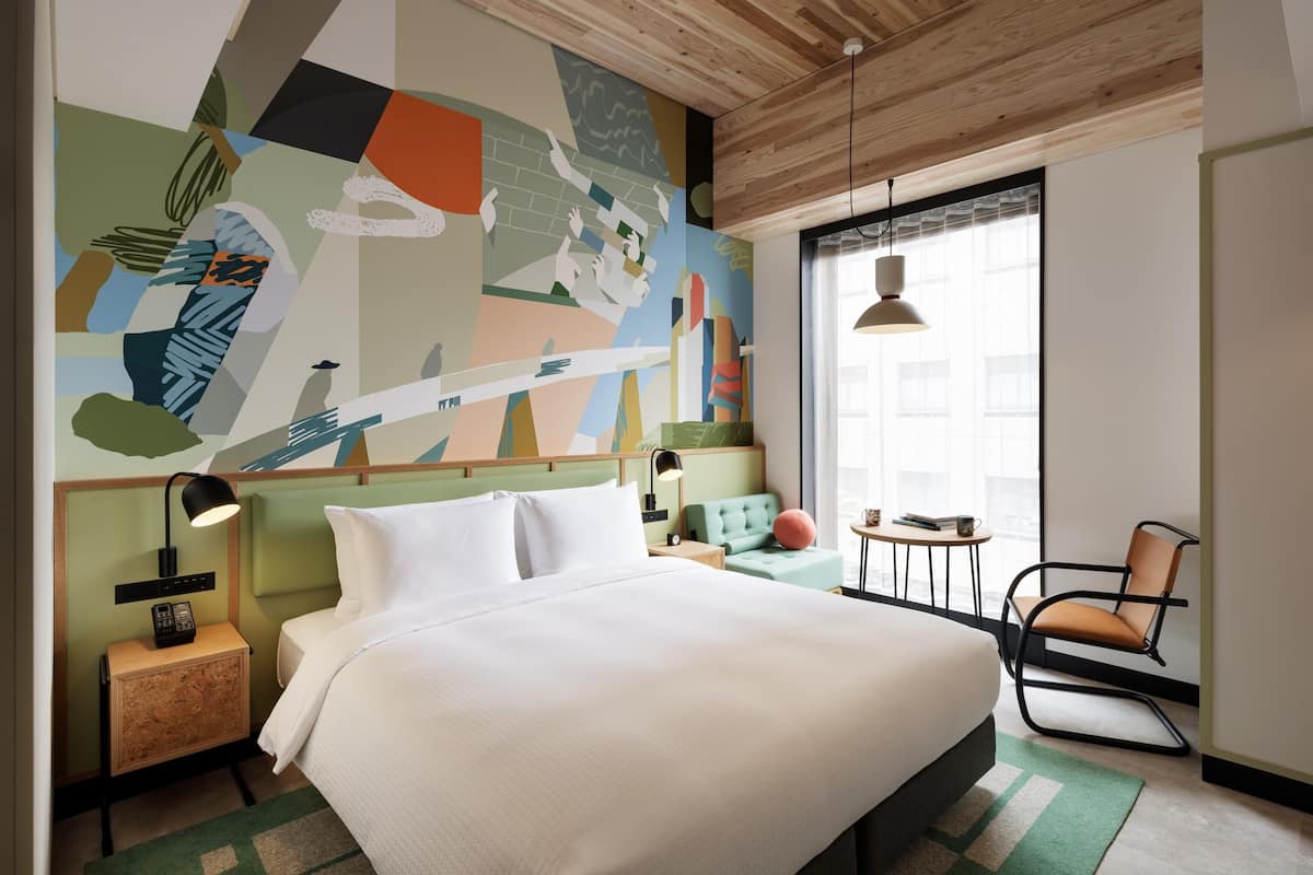 Room, 1 King Bed | In-room safe, blackout drapes, iron/ironing board, free WiFi