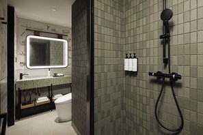 Shower, free toiletries, hair dryer, slippers - Caption by Hyatt Kabutocho Tokyo (Tokyo)