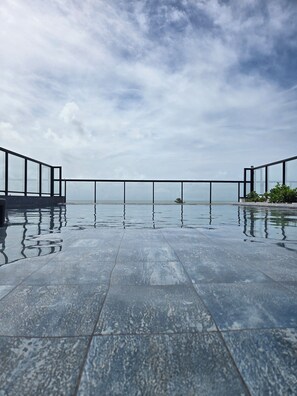 Outdoor pool - legacy 417 - Cabo Branco (João Pessoa)