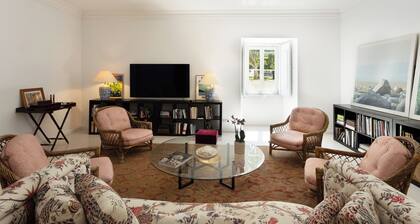 Apartamento de Ensueño en un Palacio Real
