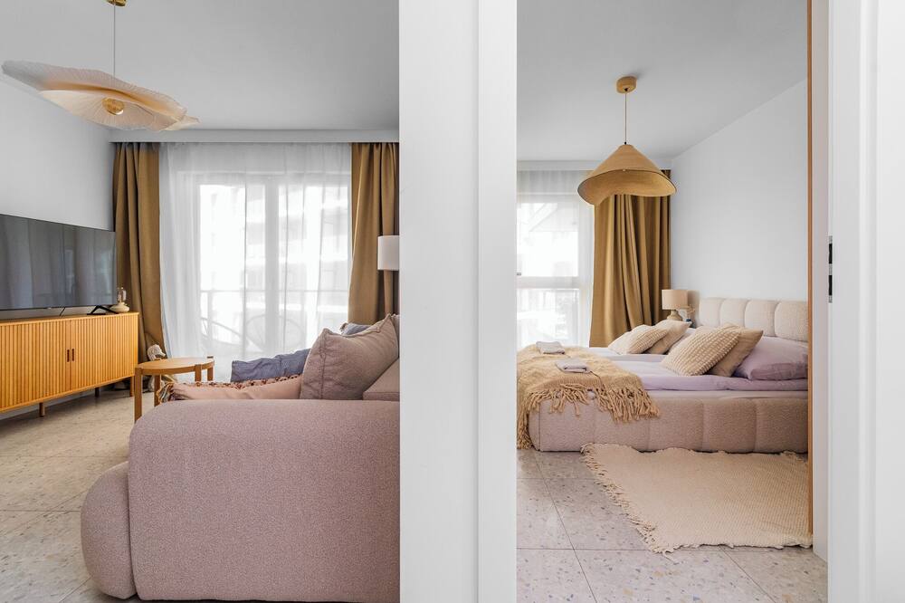 Letnicka Offline by Grand Apartments