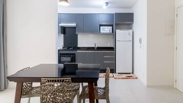 Basic Apartment | Private kitchen