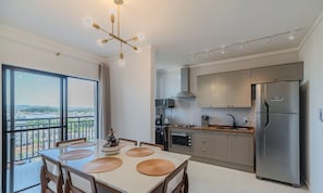 Basic Apartment | Private kitchen