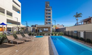 Outdoor pool - MCB - Apartments With Pool Near the Beach (Picarras)