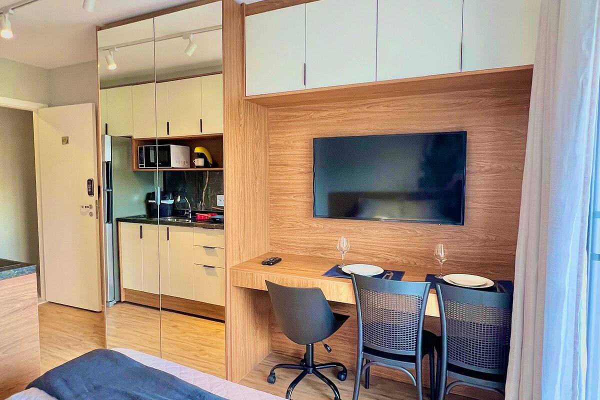 Club Apartment | Free WiFi