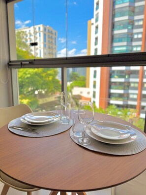 Basic Apartment | Dining - Innvista Allure Residencial Moema (São Paulo)