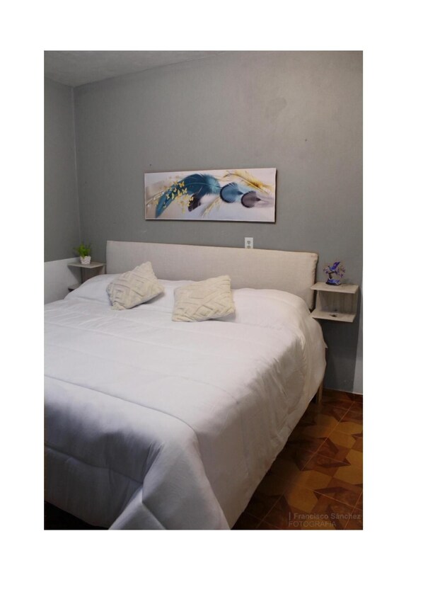 1 bedroom, WiFi, bed sheets