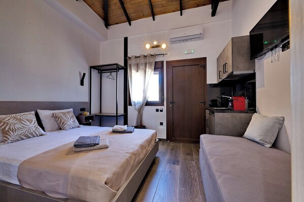 1 bedroom, WiFi, bed sheets