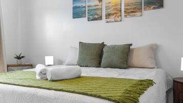 2 bedrooms, iron/ironing board, free WiFi, bed sheets