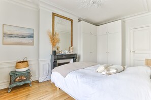 1 bedroom, desk, iron/ironing board, Internet