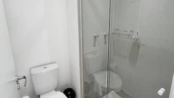แกรนด์อพาร์ทเมนท์ | ห้องน้ำ