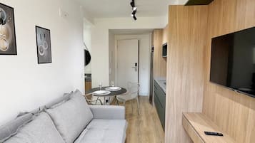 Traditional Apartment | Living area