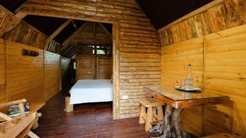 Standard Cabin | Bed sheets