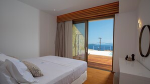 2 Schlafzimmer, Zimmersafe, Schreibtisch, Bügeleisen/Bügelbrett