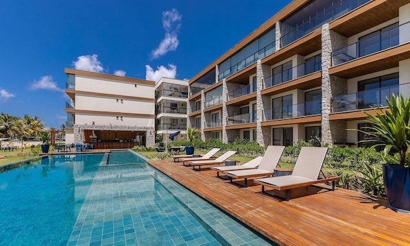 Pool - Modern Apartments by the Beach in Ilheus - PET (Ilhéus)