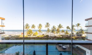 Basic Apartment | Pool - Modern Apartments by the Beach in Ilheus - PET (Ilhéus)