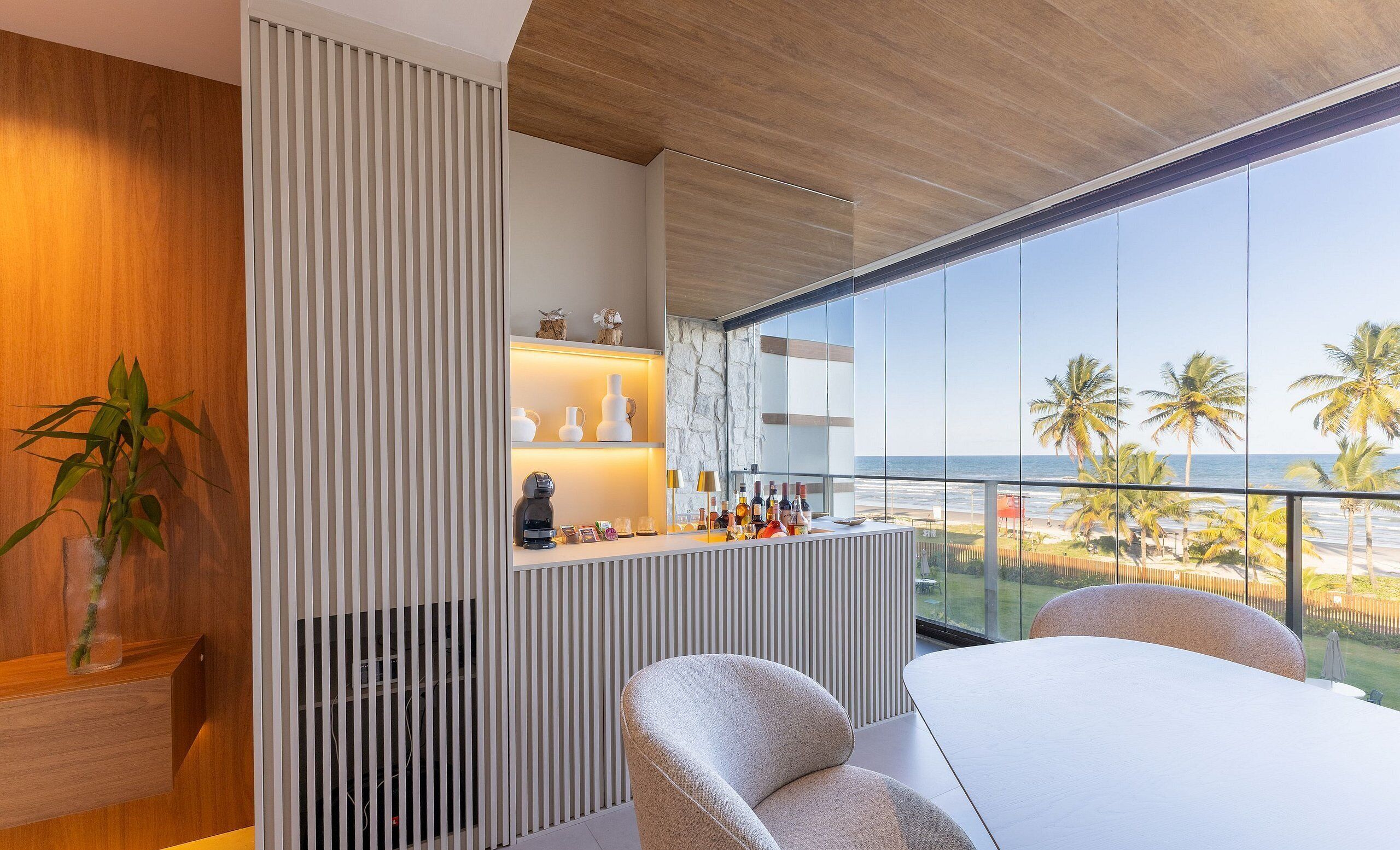 Basic Apartment | Dining