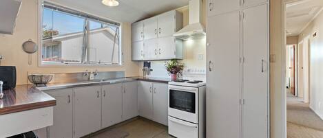 Fridge, microwave, coffee/tea maker, toaster