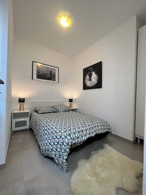 1 chambre, fer et planche à repasser, Wi-Fi, literie fournie