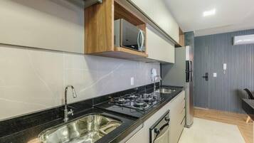 Basic Apartment | Private kitchen