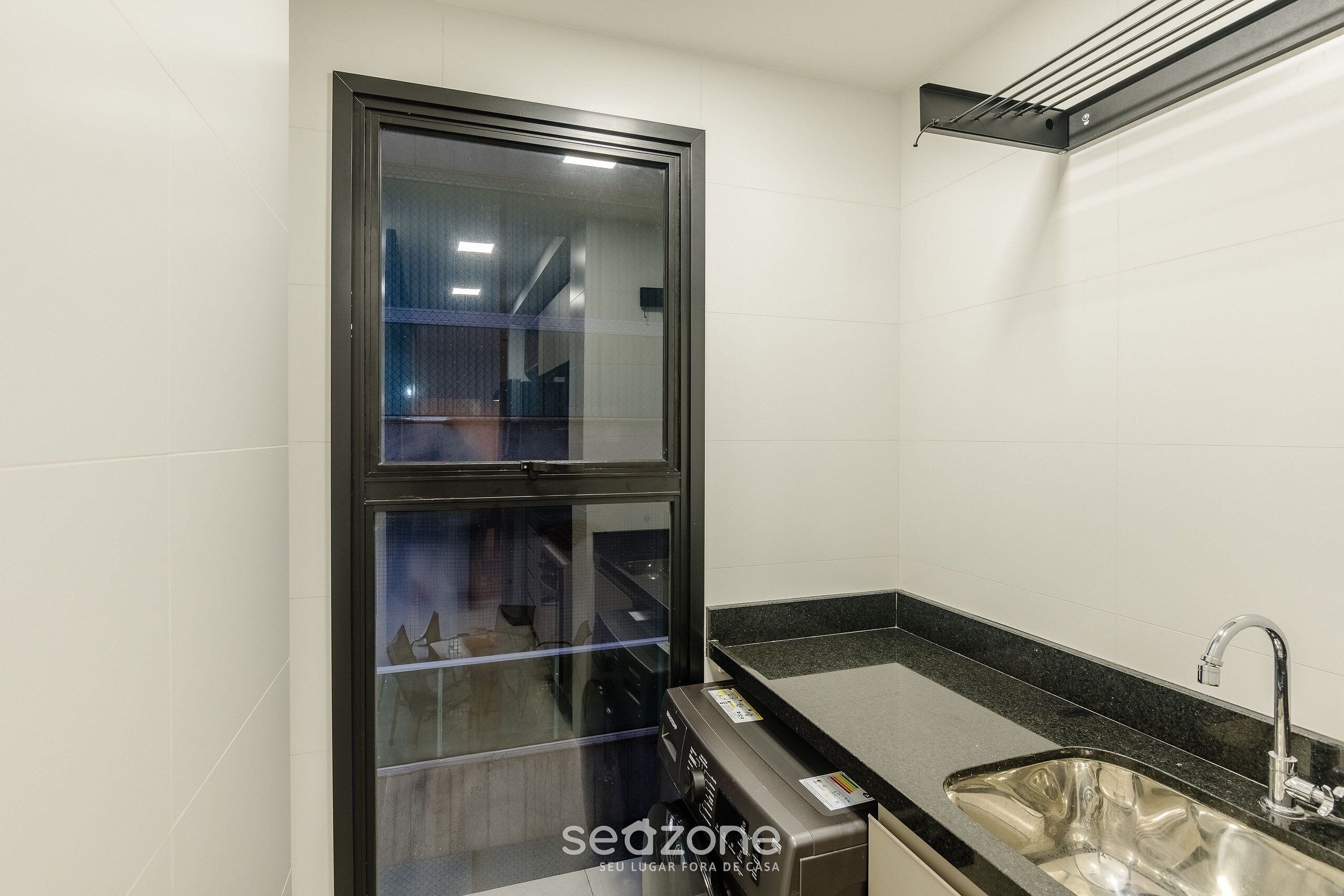 Basic Apartment | Interior