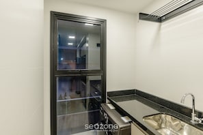 Basic Apartment | Interior