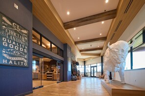 Reception - Choctaw Landing Casino & Resort, Trademark Collection by Wyndham (Hochatown)