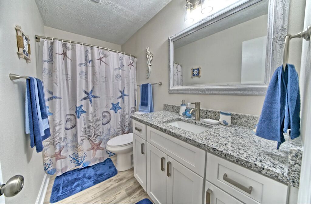 Towels, toilet paper