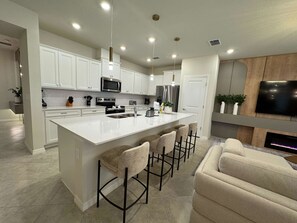 Apartment | 5 bedrooms, Internet - Family Friendly 5Bd Near Disney Windsor Cay 16136 (Clermont)