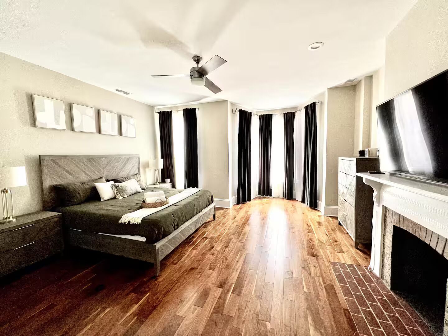 4 soverom, strykejern/-brett, wi-fi og sengetøy