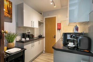 Mikrowelle, Ofen, Herdplatte