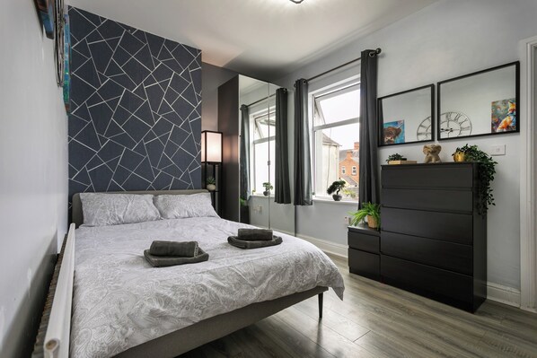 1 bedroom, iron/ironing board, WiFi, bed sheets