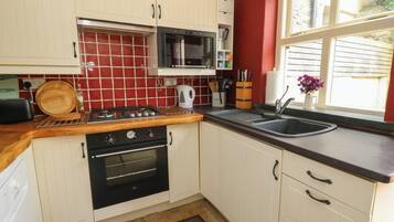 Dishwasher, cookware/dishes/utensils