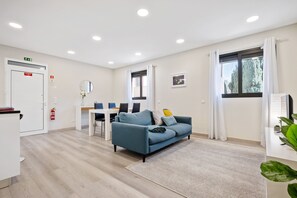Apartment | 2 Schlafzimmer, schallisolierte Zimmer