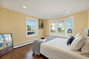 4 Schlafzimmer, Bügeleisen/Bügelbrett, WLAN, Bettwäsche