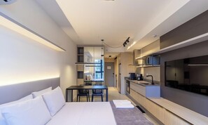 Basic Apartment | 1 bedroom, free WiFi - Modern and Fully Equipped Apartments Just Minutes From Lagoa da Conceicao and the Beach - VTD (Florianópolis)