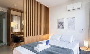 Basic Apartment | 1 bedroom, free WiFi - Modern and Fully Equipped Apartments Just Minutes From Lagoa da Conceicao and the Beach - VTD (Florianópolis)