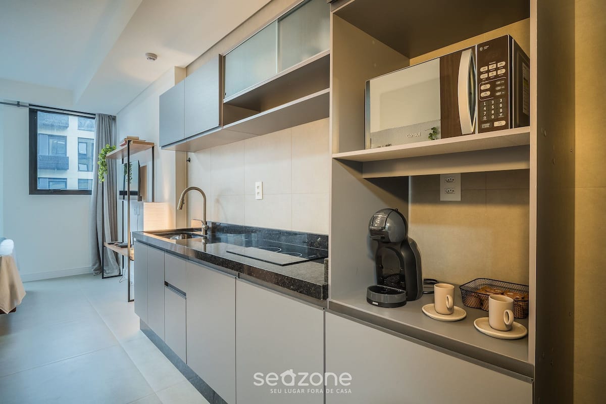 Basic Apartment | Private kitchen