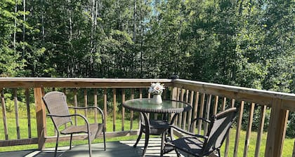 Storyland Santa’s Village Foliage Peaceful Rustic Family Cottage Dogs Welcome