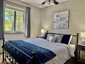 4 chambres, bureau, lit parapluie, Wi-Fi gratuit